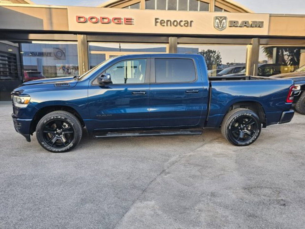 Ram Ram Pick-up Ram 1500 5.7 V8 Crew Cab Laramie Sport Promo 395cv at8 (2)