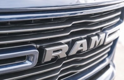 Ram Ram Pick-up Ram 1500 5.7 V8 Crew Cab Laramie Sport Promo 395cv at8 (5)