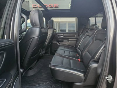 Ram Ram Pick-up Ram 1500 5.7 V8 Crew Cab Laramie Night Edition 395cv at8 (15)