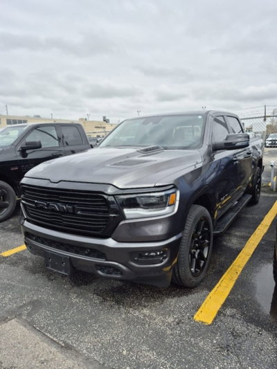 Ram Ram Pick-up Ram 1500 5.7 V8 Crew Cab Laramie Night Edition 395cv at8 (2)