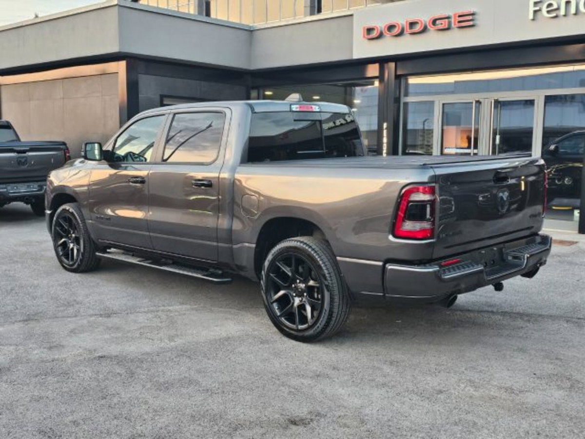 Ram Ram Pick-up Ram 1500 5.7 V8 Crew Cab Laramie Night Edition 395cv at8 (3)