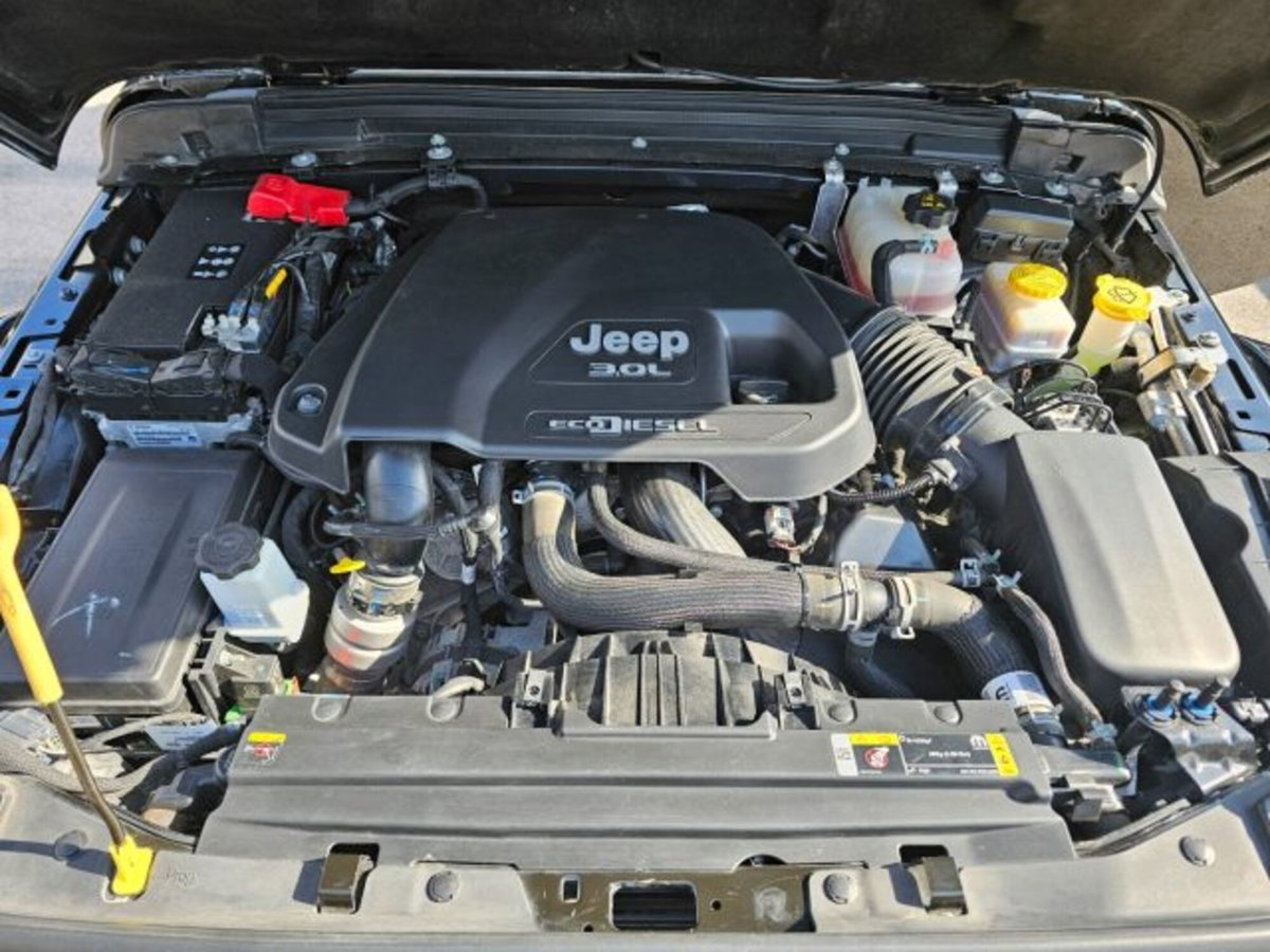 Jeep Wrangler Unlimited 2.8 CRD Rubicon (15)