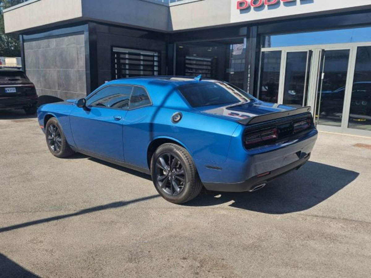 Dodge Challenger 3.6 V6 SXT awd 309cv at8 (3)