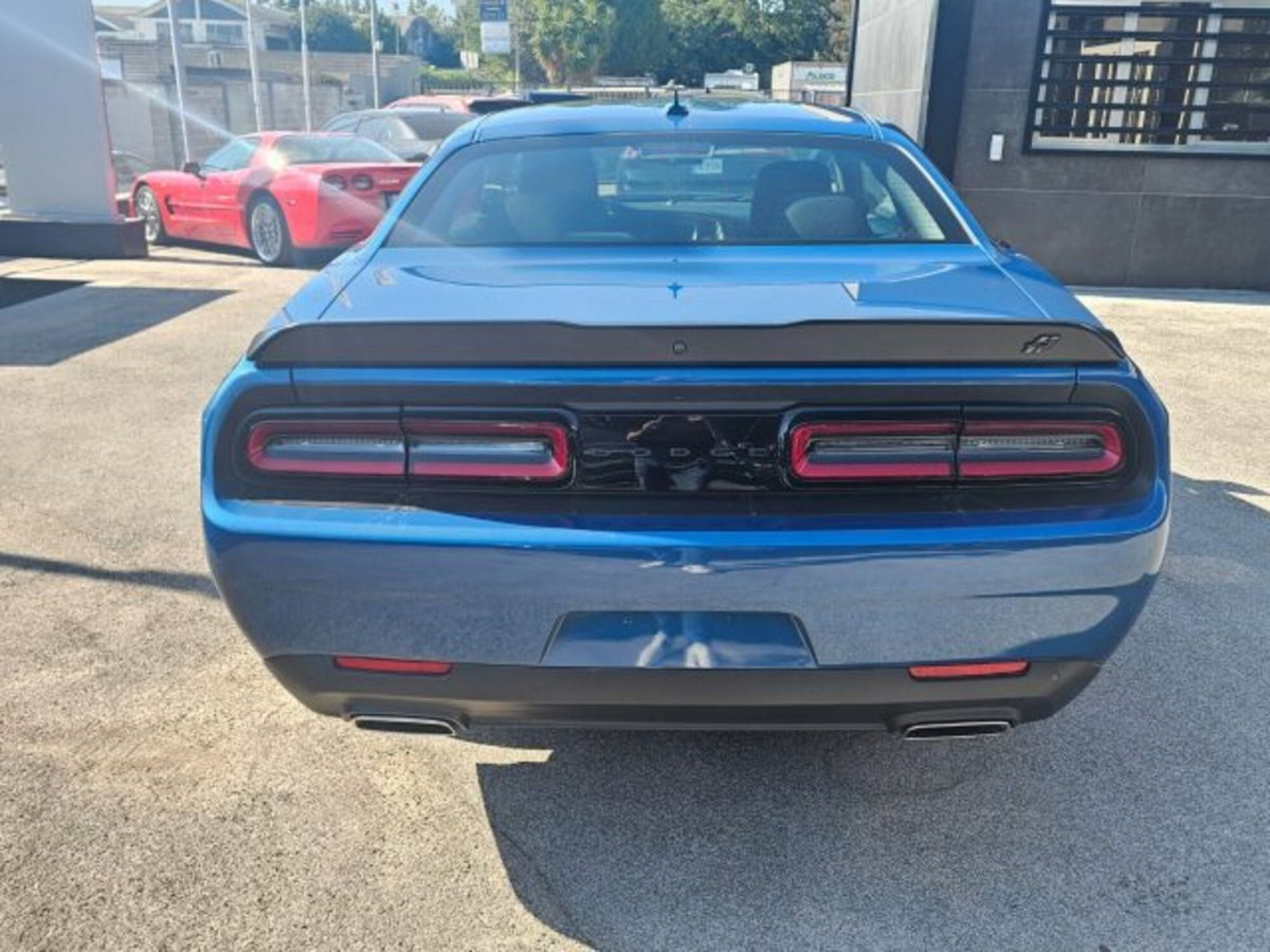 Dodge Challenger 3.6 V6 SXT awd 309cv at8 (4)