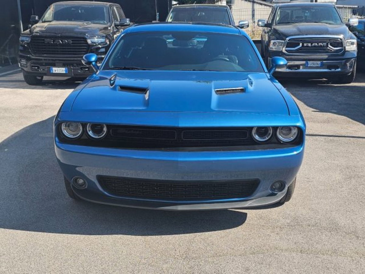 Dodge Challenger 3.6 V6 SXT awd 309cv at8 (7)