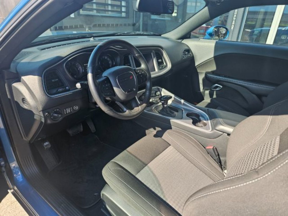 Dodge Challenger 3.6 V6 SXT awd 309cv at8 (8)