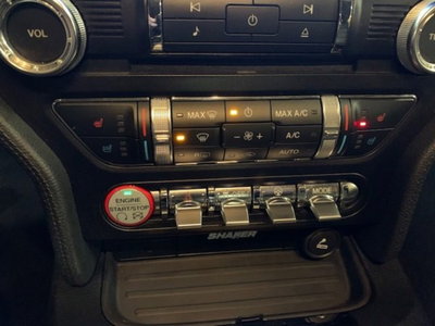 Ford Mustang Coupé Fastback 5.0 V8 GT (10)