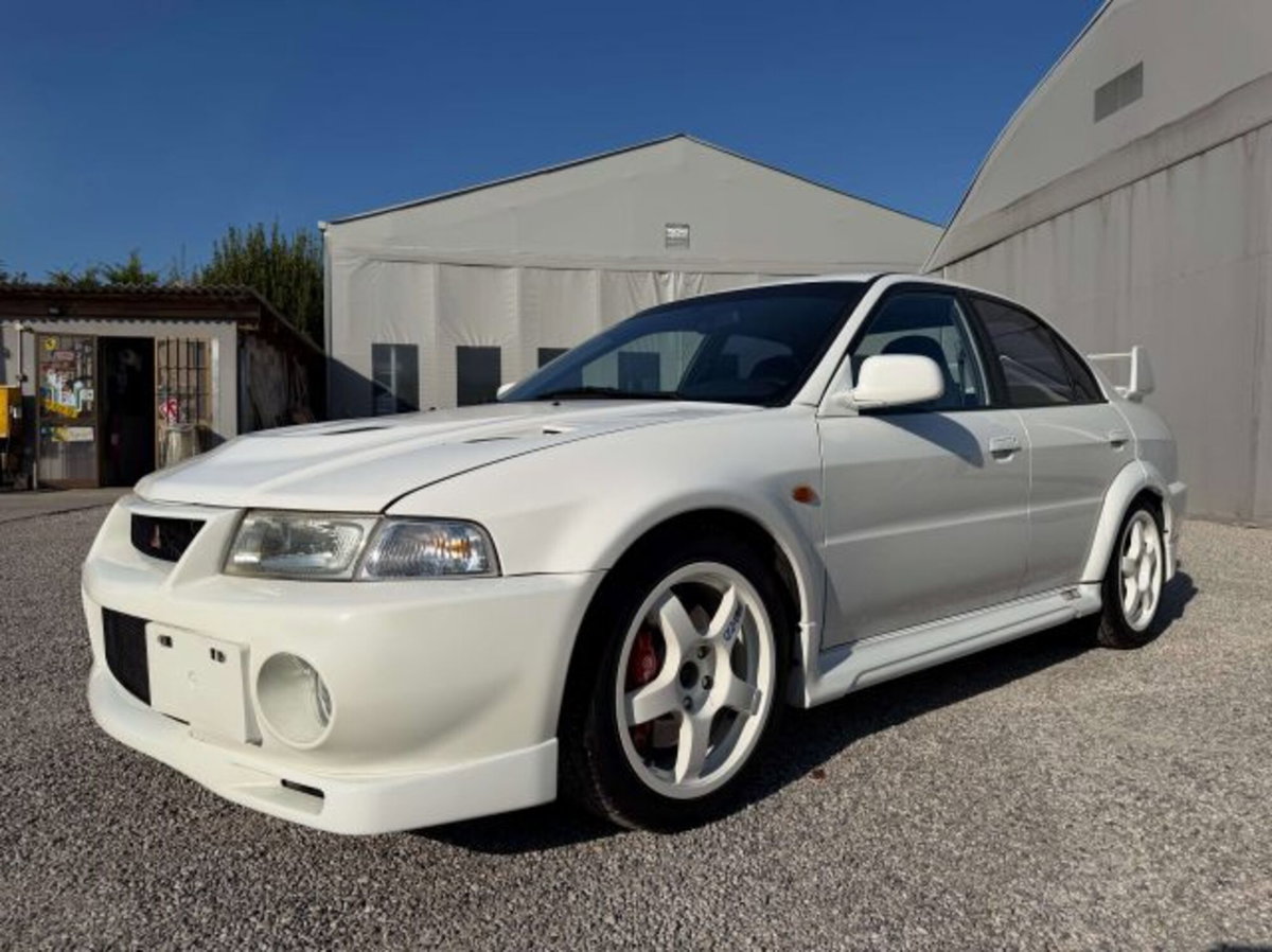 Mitsubishi Lancer 2.0 4p. 4WD Evo VII RS
