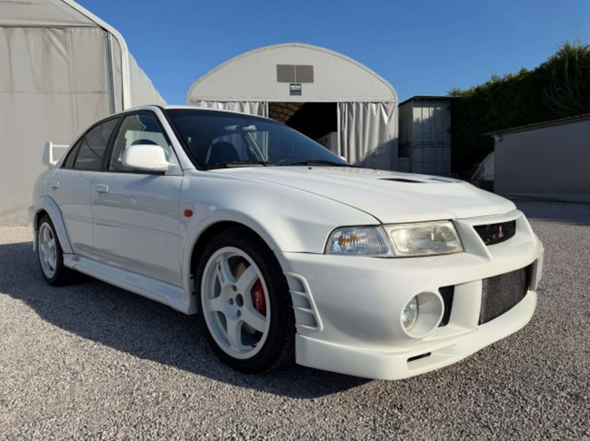 Mitsubishi Lancer 2.0 4p. 4WD Evo VII RS (5)