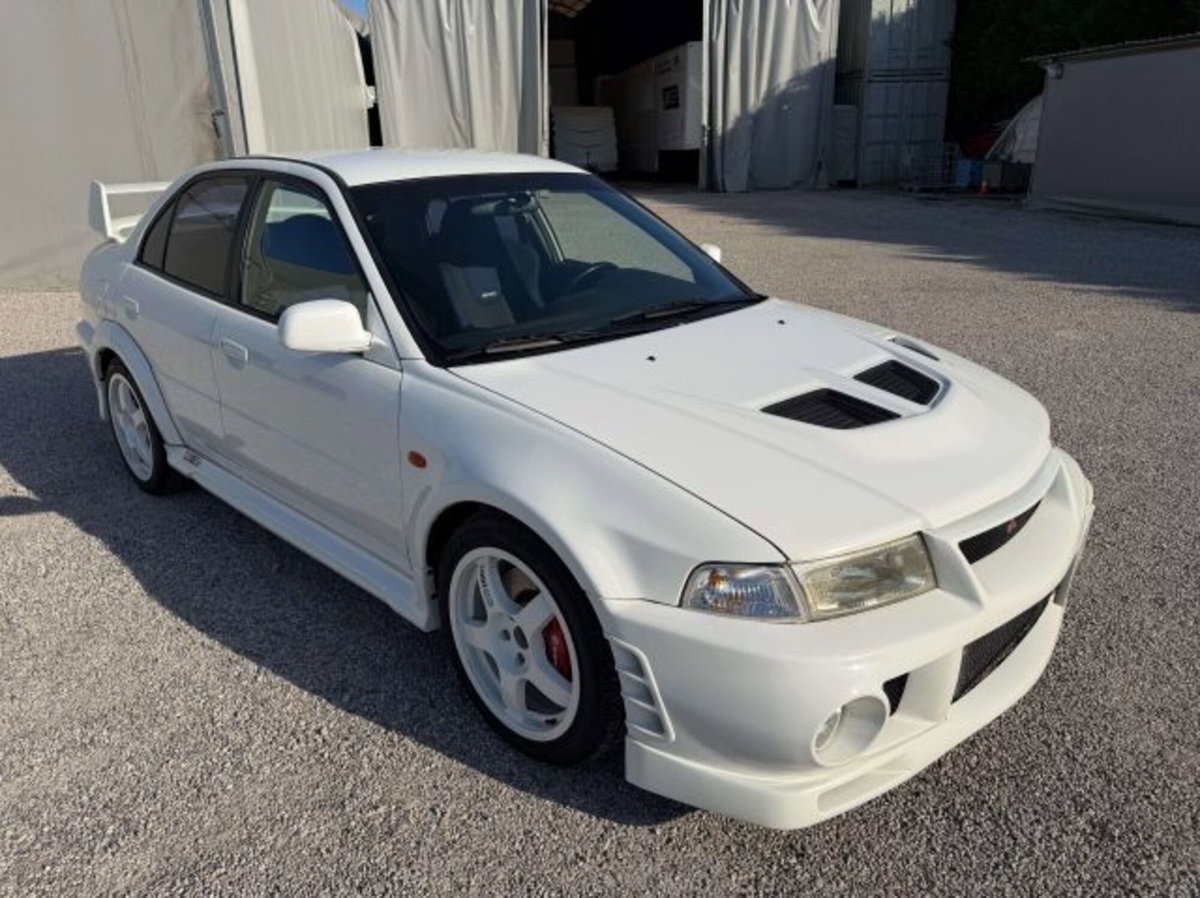 Mitsubishi Lancer 2.0 4p. 4WD Evo VII RS (6)