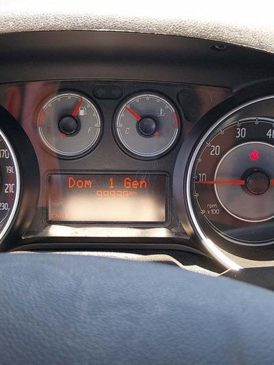 Fiat Punto 1.4 8V 5 porte Natural Power Lounge (9)