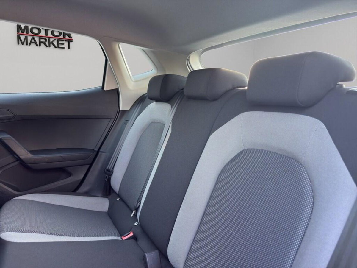 SEAT Ibiza 1.0 TGI 5 porte Style (13)