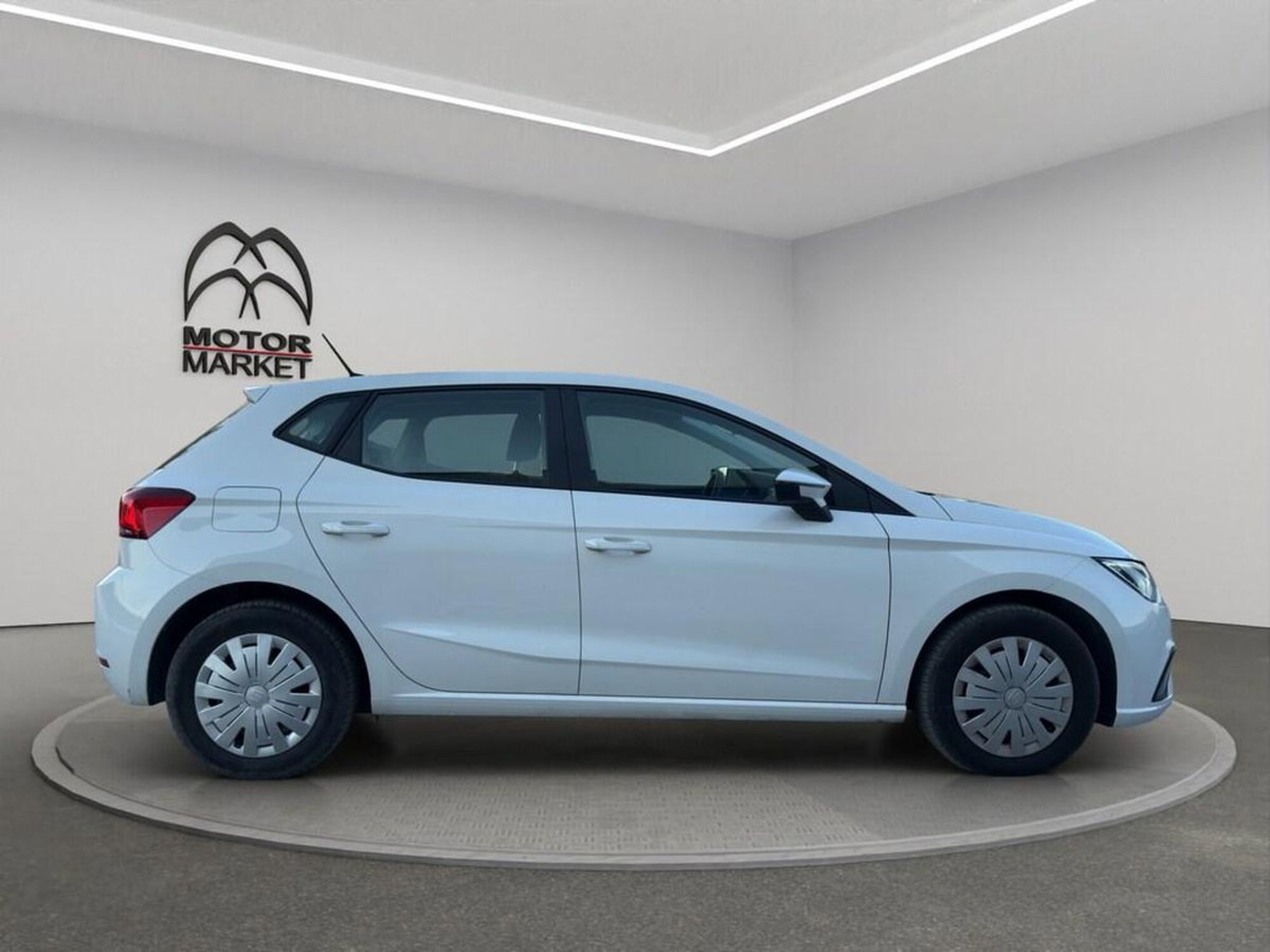 SEAT Ibiza 1.0 TGI 5 porte Style (4)