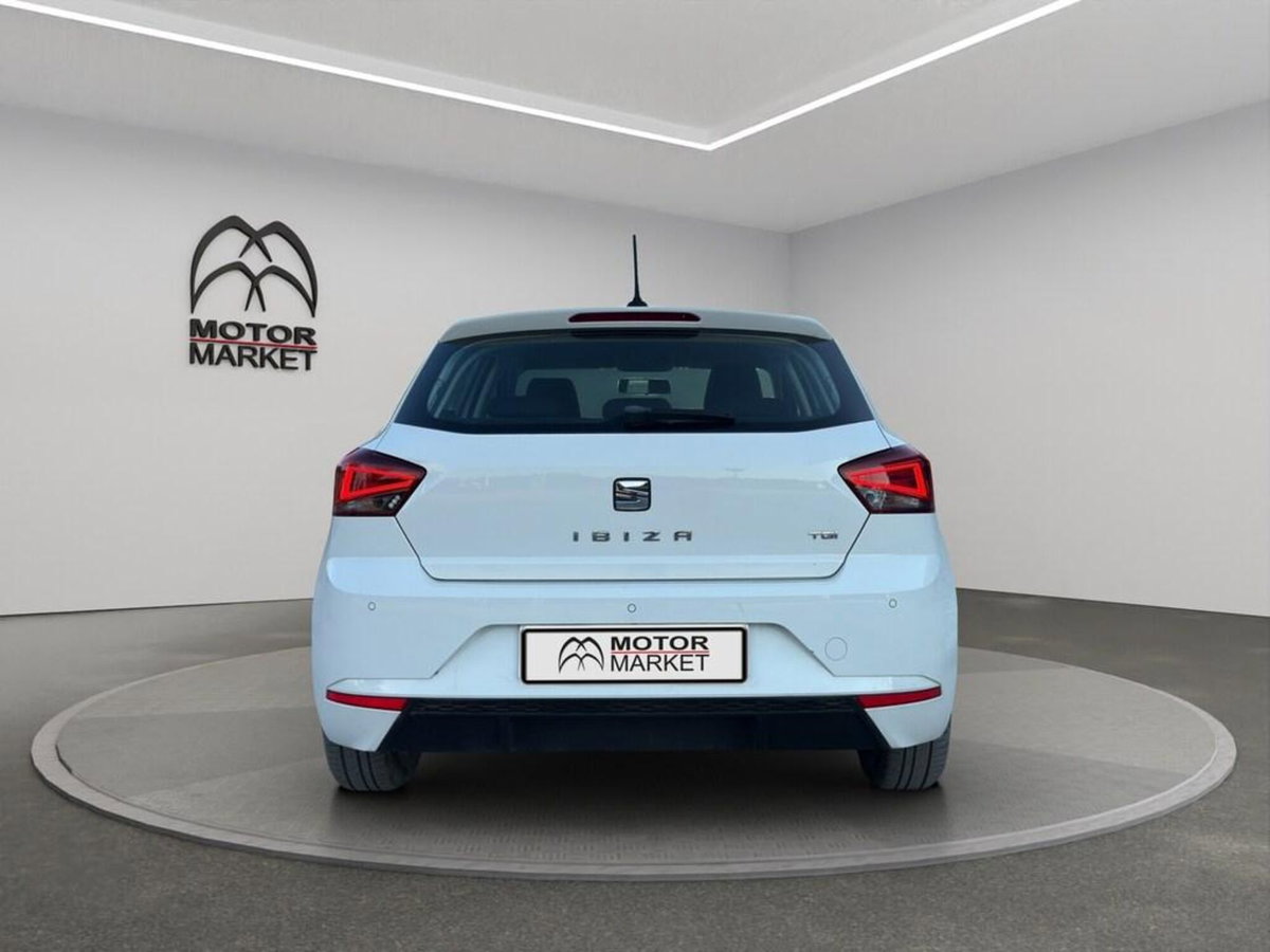 SEAT Ibiza 1.0 TGI 5 porte Style (6)
