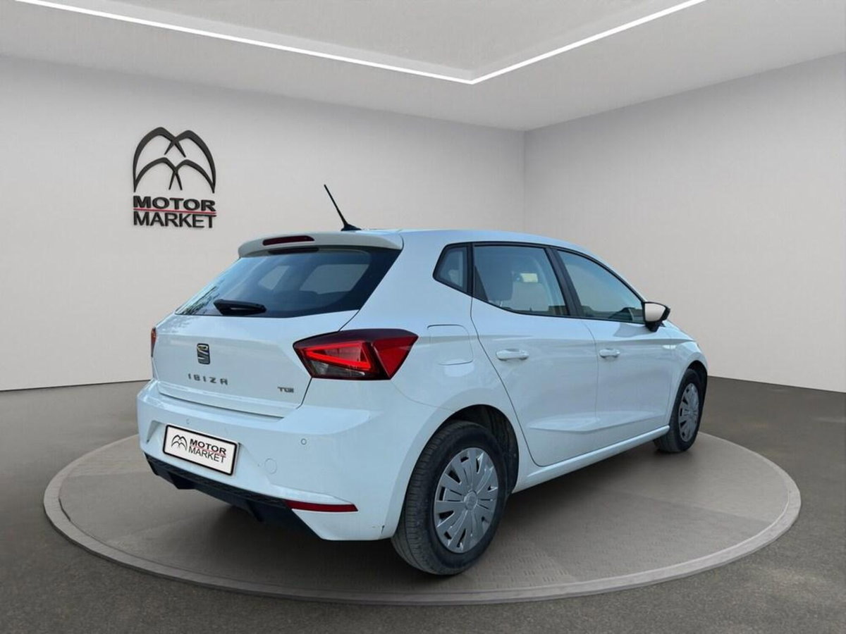 SEAT Ibiza 1.0 TGI 5 porte Style (7)