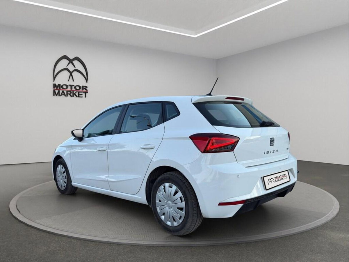 SEAT Ibiza 1.0 TGI 5 porte Style (8)