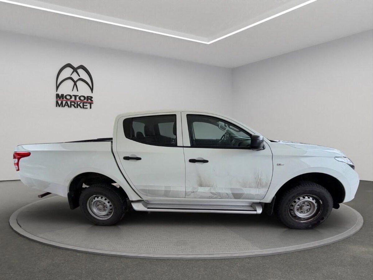 Fiat Fullback 2.4 150CV Doppia Cabina SX S&S (4)