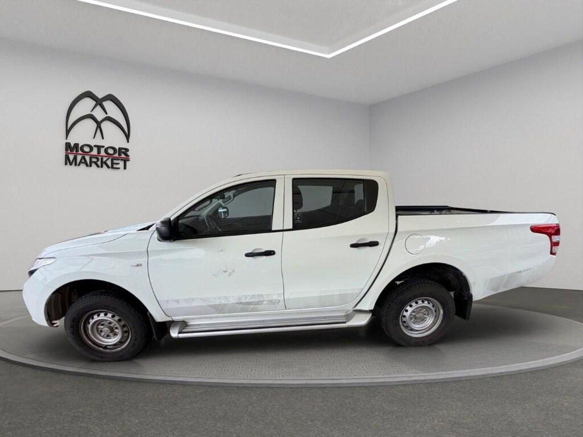 Fiat Fullback 2.4 150CV Doppia Cabina SX S&S (5)