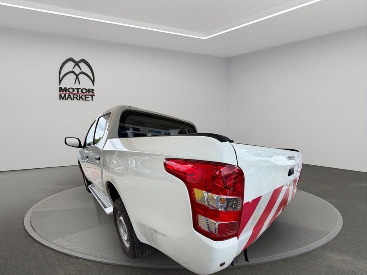 Fiat Fullback 2.4 150CV Doppia Cabina SX S&S (8)