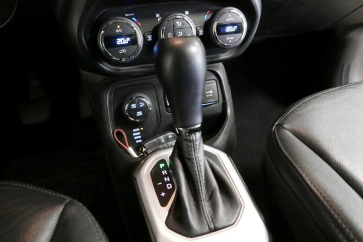 Jeep Renegade 2.0 Mjt 140CV 4WD Active Drive Low Limited (10)