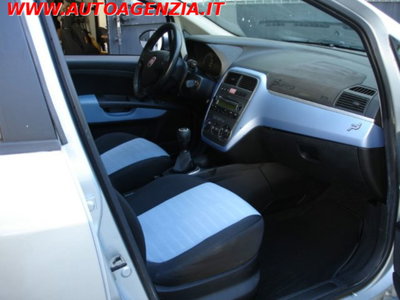 Fiat Grande Punto 1.3 MJT 75 CV 5 porte Dynamic (13)