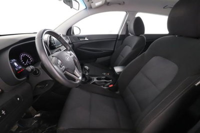 Hyundai Tucson 1.7 CRDi Comfort (5)