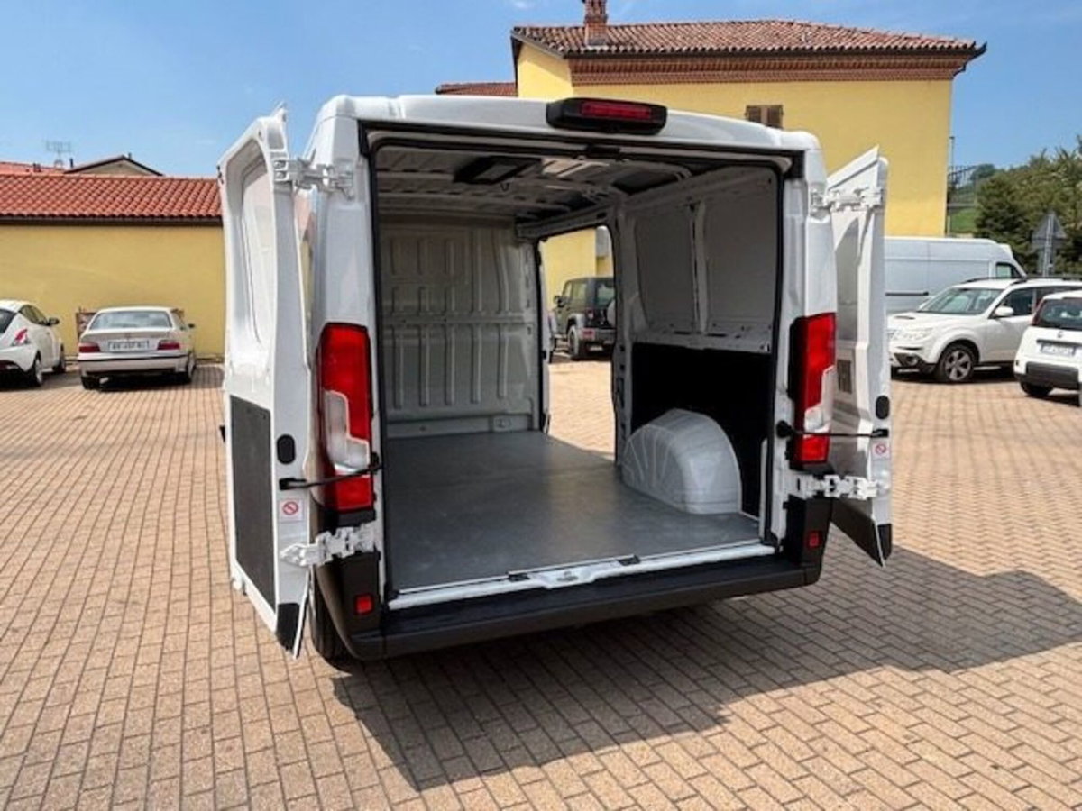 Fiat Ducato Furgone 33 2.2 Mjt 140CV AT9 PM-TN Furgone (8)