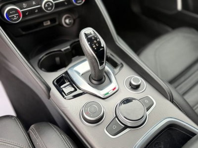 Alfa Romeo Giulia 2.2 Turbodiesel 190 CV AT8 Sprint (19)
