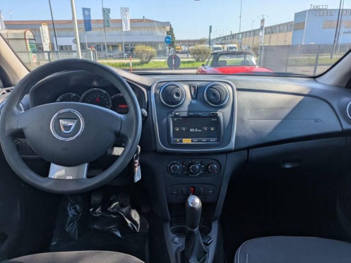 Dacia Sandero 1.2 GPL 75CV Lauréate (6)