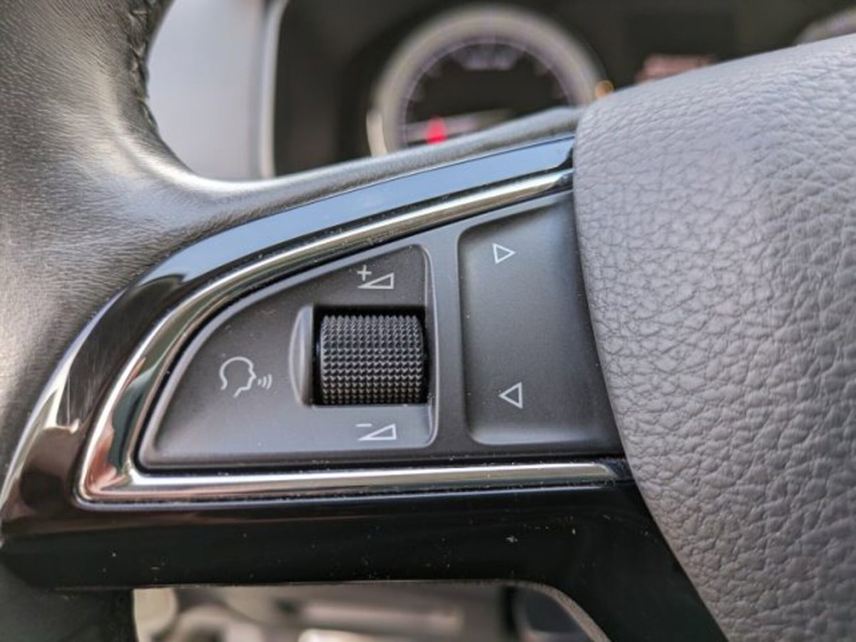 Skoda Karoq 1.6 TDI SCR DSG Scout (13)
