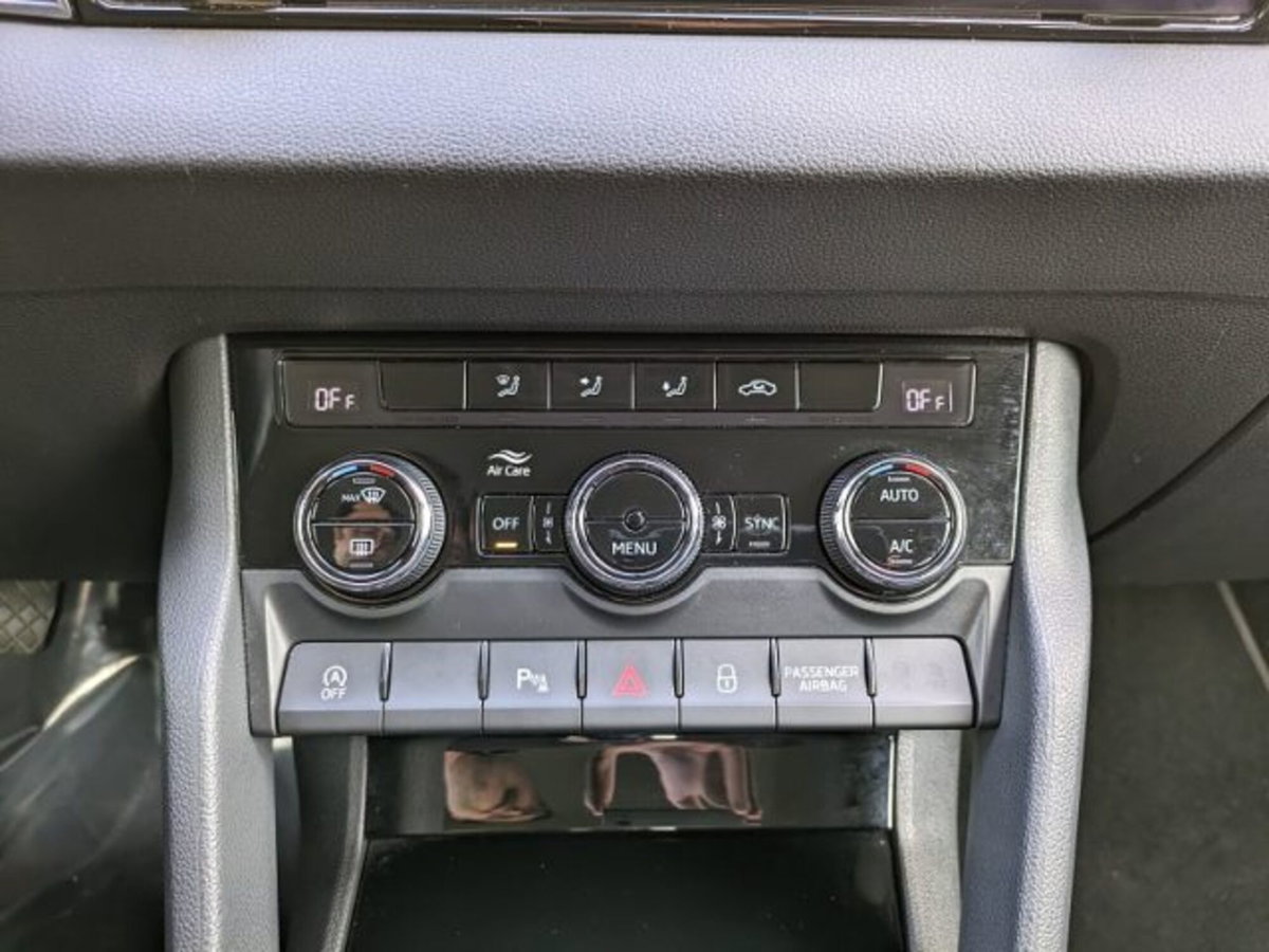 Skoda Karoq 1.6 TDI SCR DSG Scout (6)