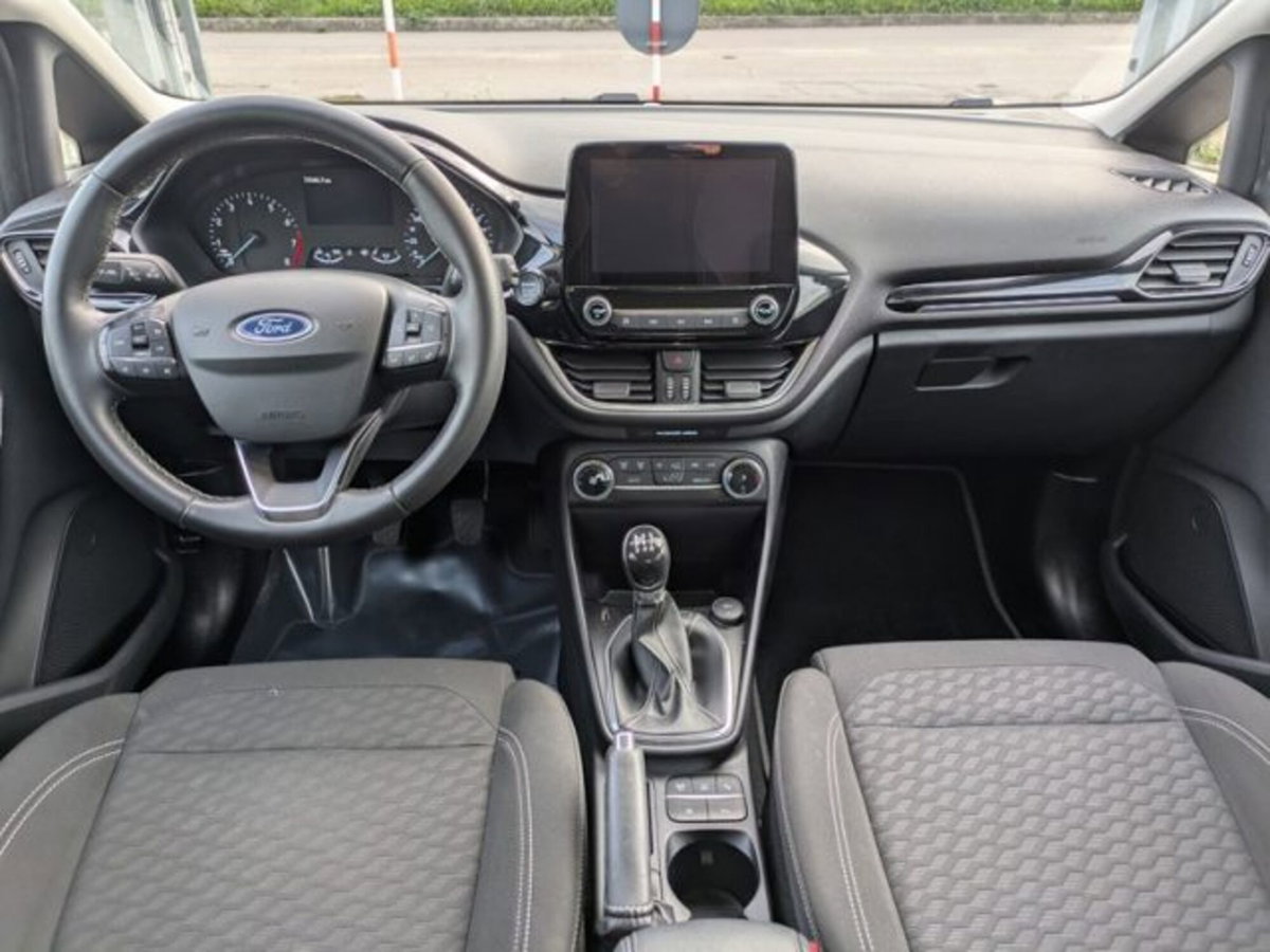 Ford Fiesta 1.1 75 CV GPL 5 porte Titanium (4)