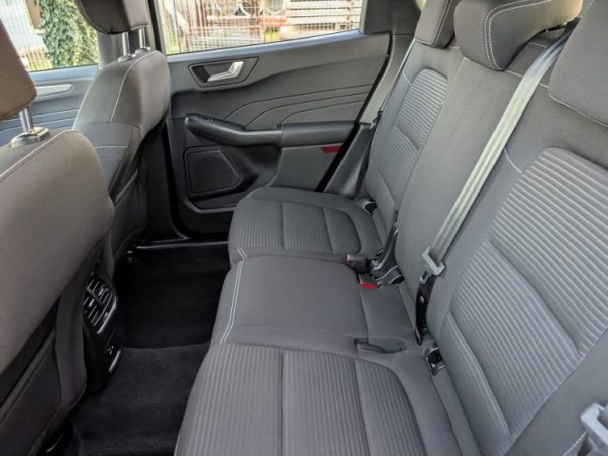 Ford Kuga 1.5 EcoBlue 120 CV aut. 2WD (10)