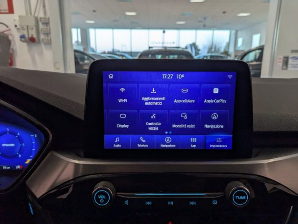 Ford Kuga 1.5 EcoBlue 120 CV aut. 2WD (11)