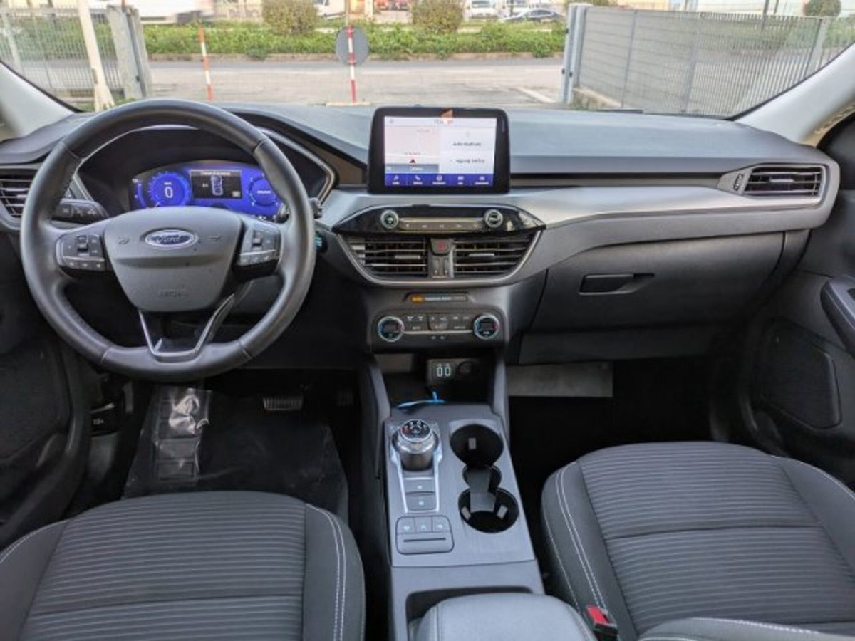 Ford Kuga 1.5 EcoBlue 120 CV aut. 2WD (4)