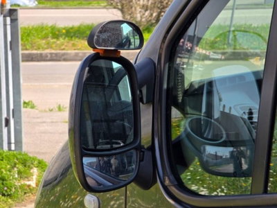 Opel Vivaro Furgone 27 2.0 CDTI 120CV PC-TN Combi 9 posti (15)