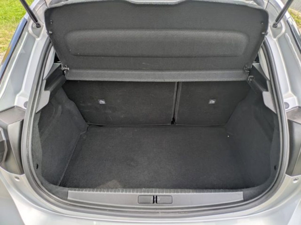 Opel Corsa 1.2 Elegance (13)