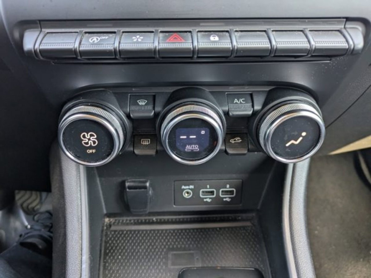 Renault Captur TCe 100 CV GPL FAP Intens (10)