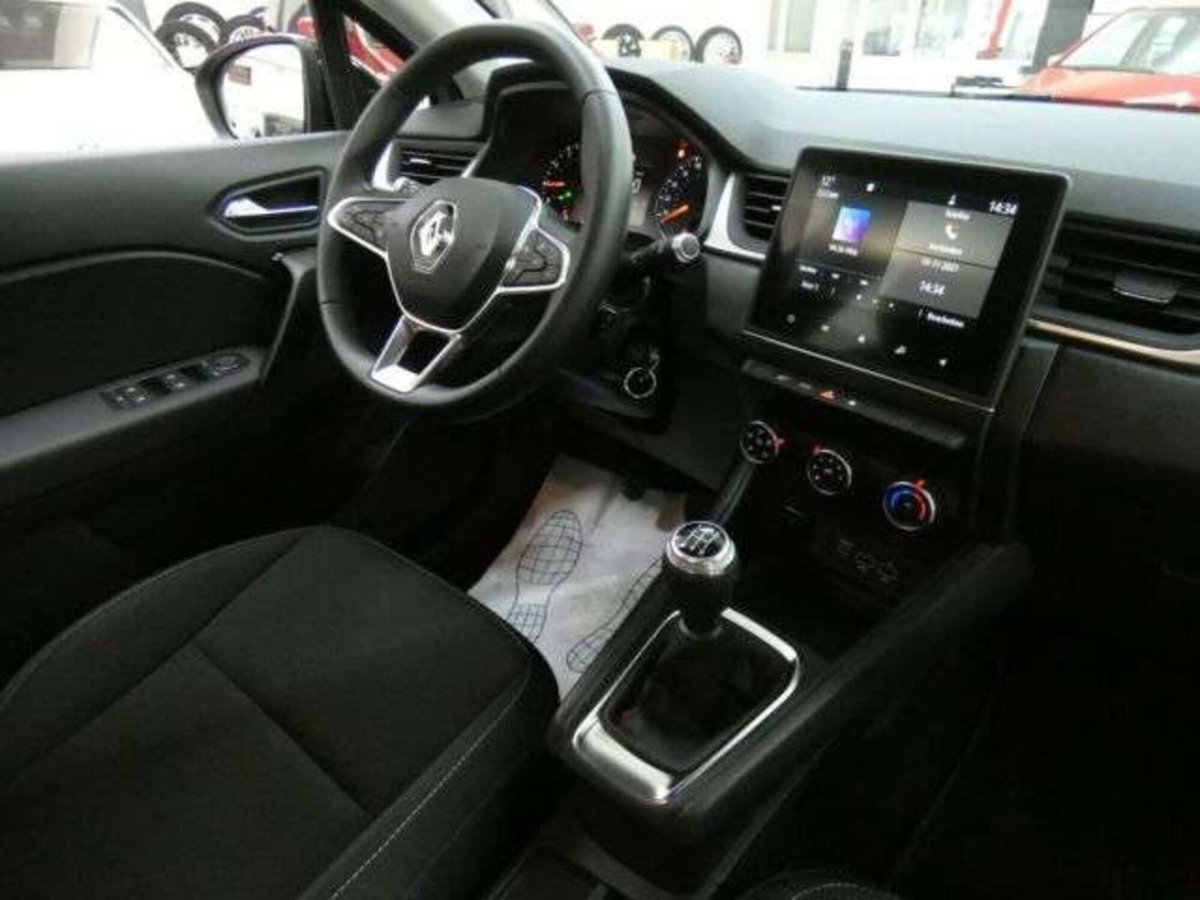 Renault Captur TCe 100 CV Zen (6)
