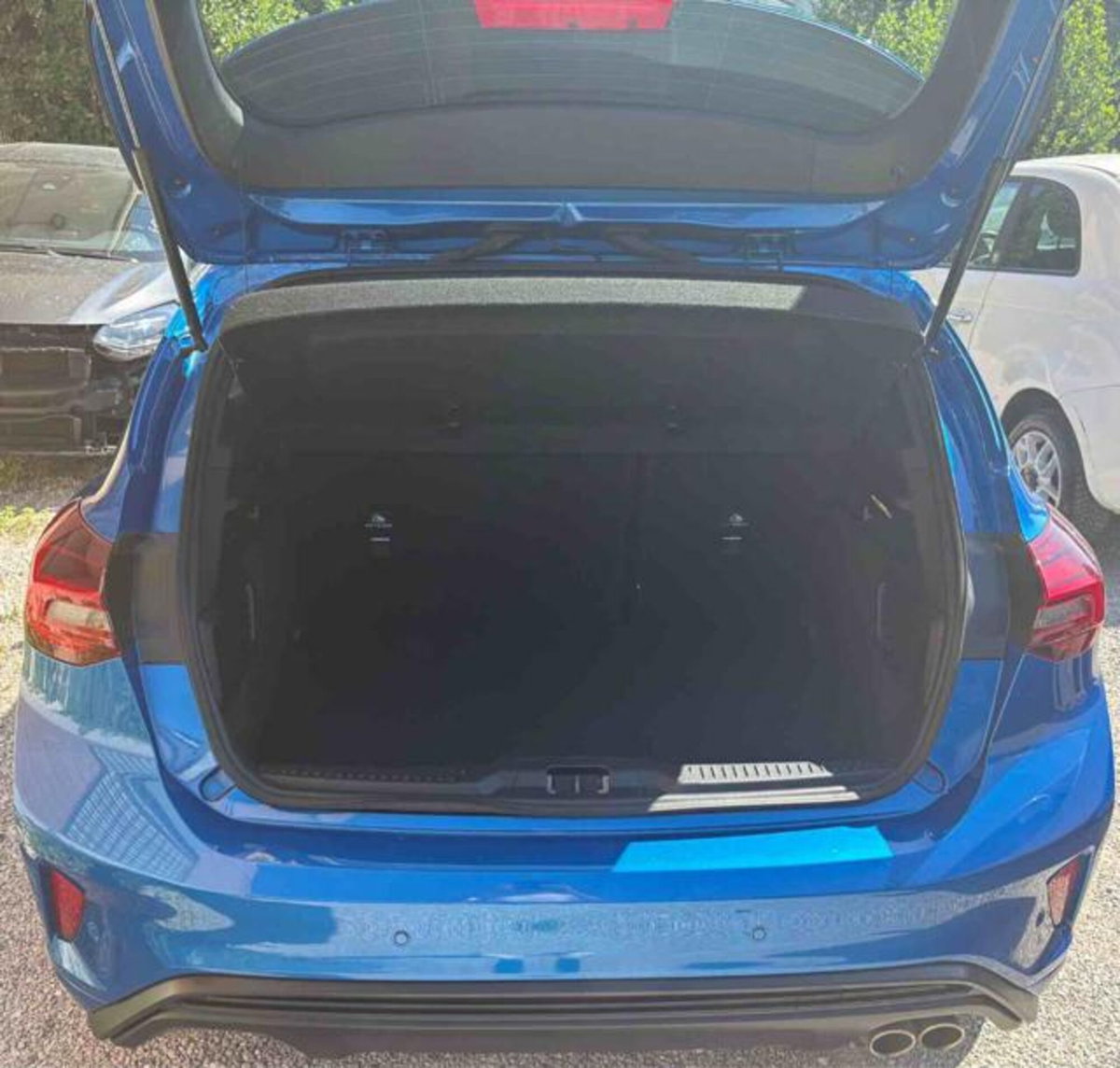Ford Focus 1.5 EcoBlue 115 CV automatico 5p. ST-Line Style (10)