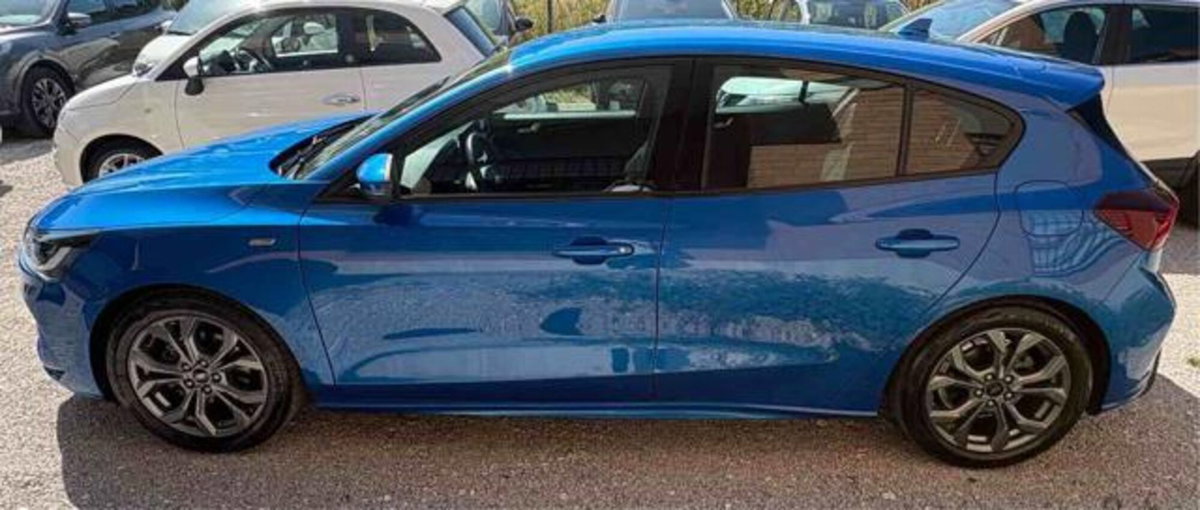 Ford Focus 1.5 EcoBlue 115 CV automatico 5p. ST-Line Style (2)