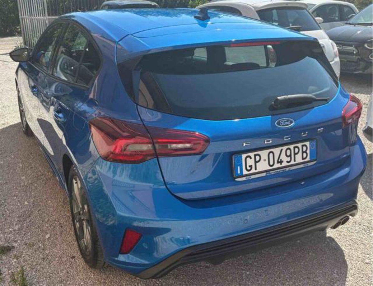 Ford Focus 1.5 EcoBlue 115 CV automatico 5p. ST-Line Style (3)