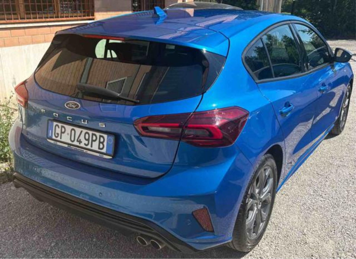 Ford Focus 1.5 EcoBlue 115 CV automatico 5p. ST-Line Style (5)