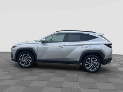 Hyundai Tucson 1.6 hev Exellence 4wd auto (2)