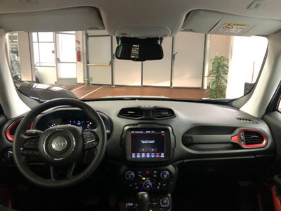 Jeep Renegade 1.3 T4 240CV PHEV 4xe AT6 Trailhawk (14)