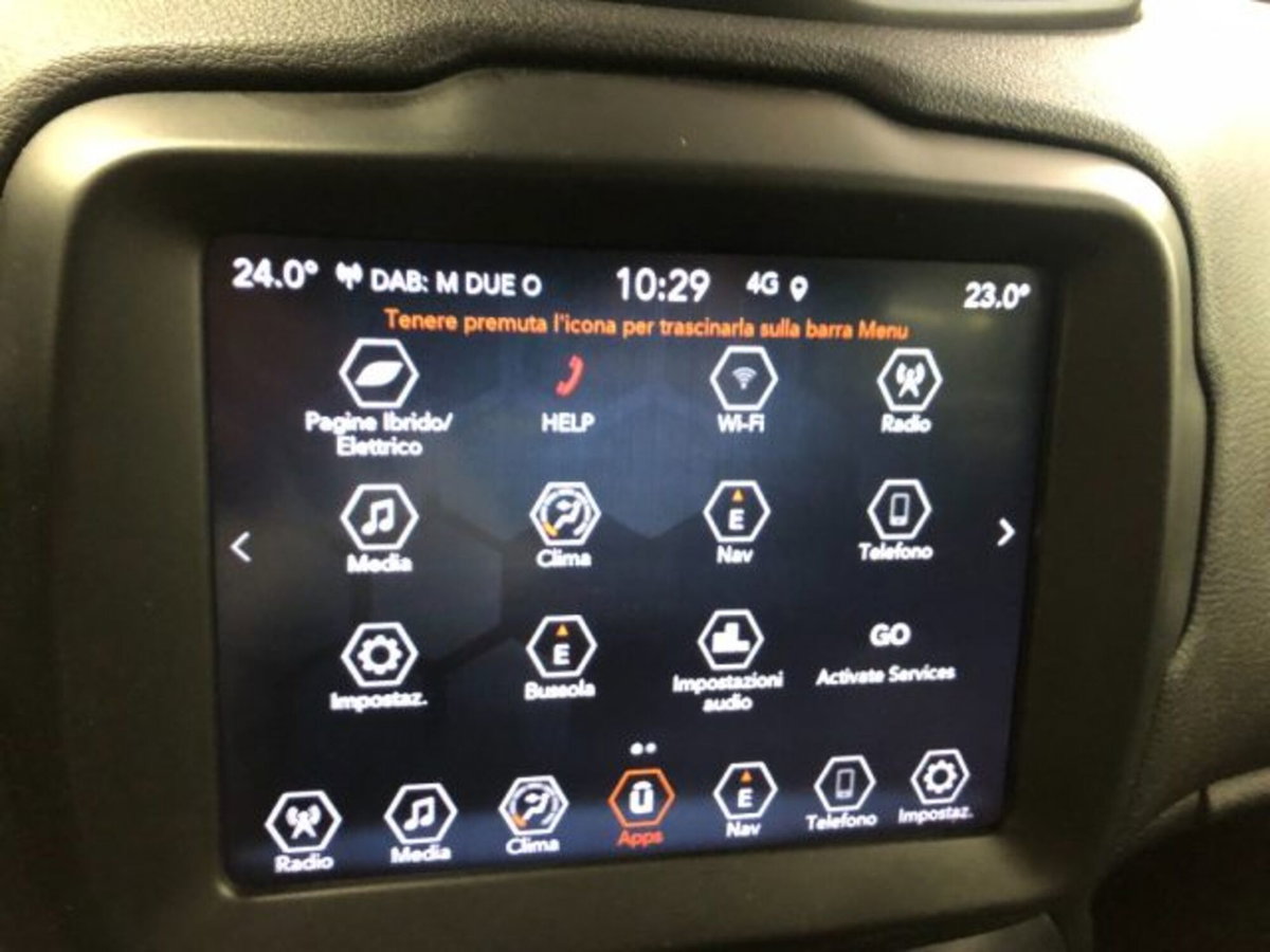 Jeep Renegade 1.3 T4 240CV PHEV 4xe AT6 Trailhawk (17)