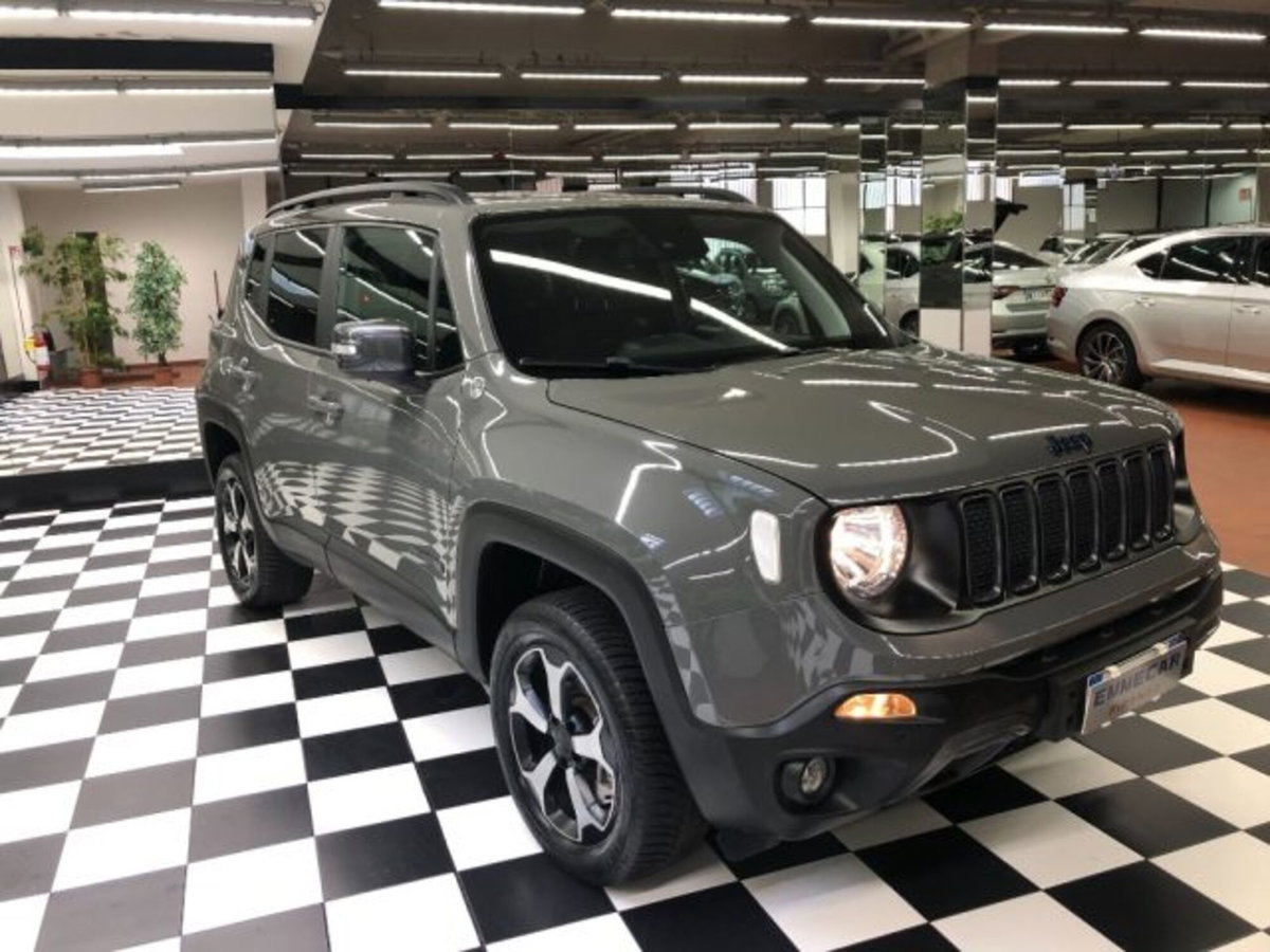 Jeep Renegade 1.3 T4 240CV PHEV 4xe AT6 Trailhawk (2)