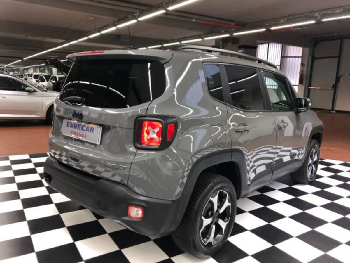 Jeep Renegade 1.3 T4 240CV PHEV 4xe AT6 Trailhawk (5)