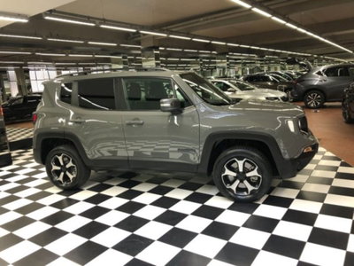 Jeep Renegade 1.3 T4 240CV PHEV 4xe AT6 Trailhawk (8)