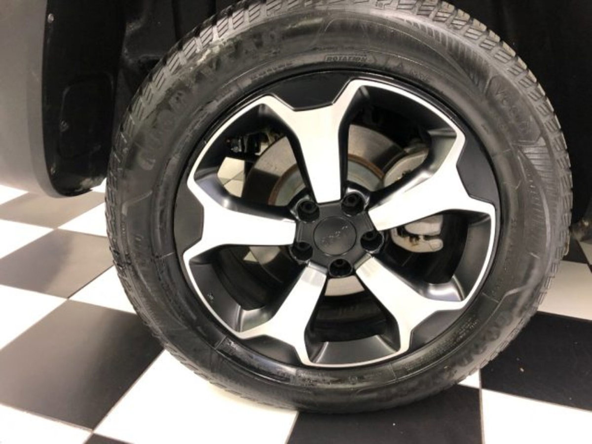 Jeep Renegade 1.3 T4 240CV PHEV 4xe AT6 Trailhawk (9)
